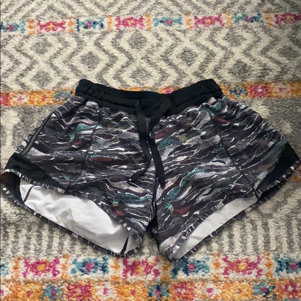multicolor lululemon hotty hot shorts long